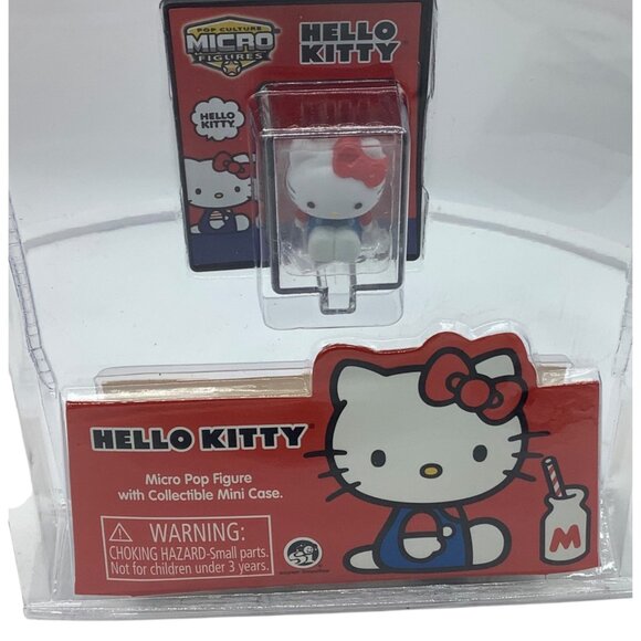 Hello Kitty Worlds Smallest Pop Culture Micro Figure Mini Case & Stand NEW #5043 - Picture 4 of 6